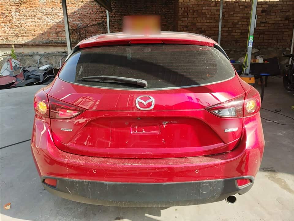 Mazda 3 Angkesaila