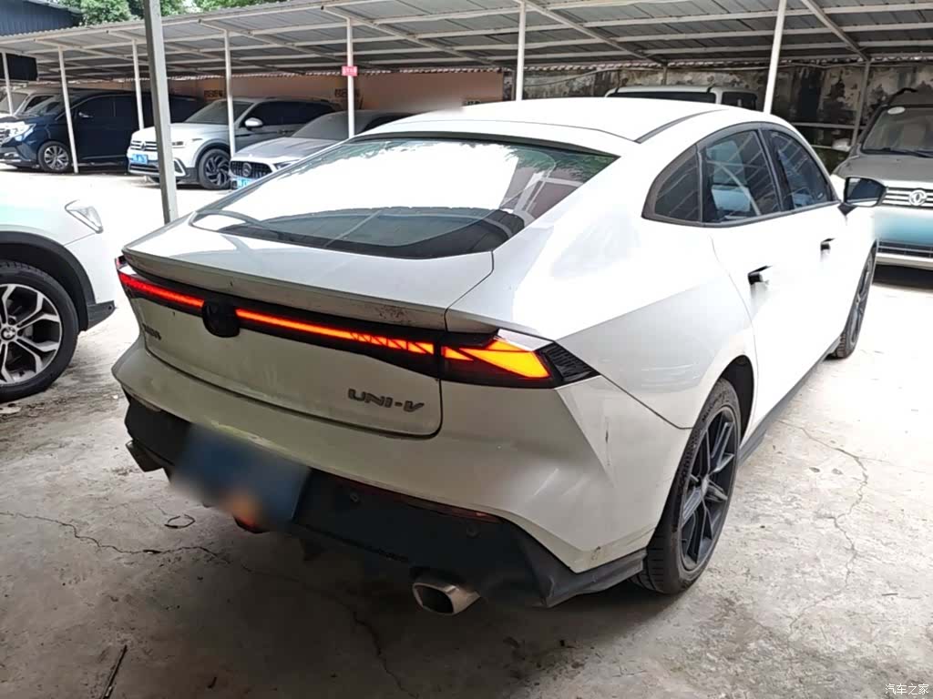 Changan UNI-V, 2022 7