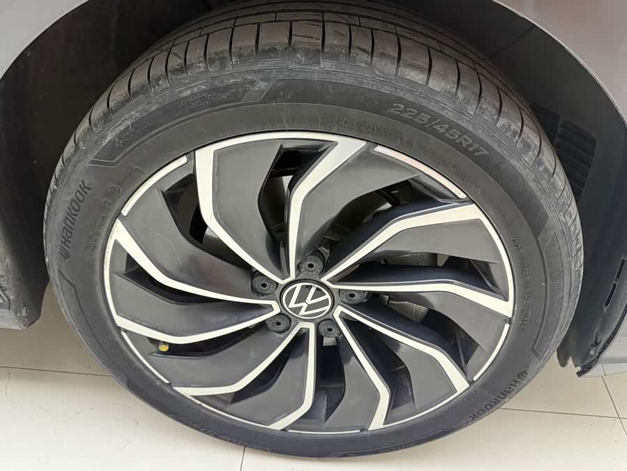 Volkswagen Golf 2023, фото 16