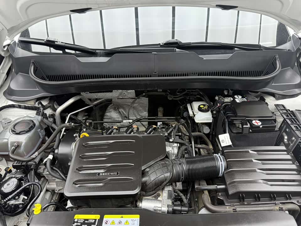 Volkswagen Exploring the shadow