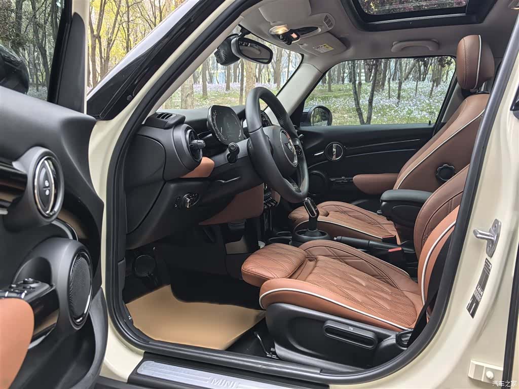 Mini Cooper, 2022 19