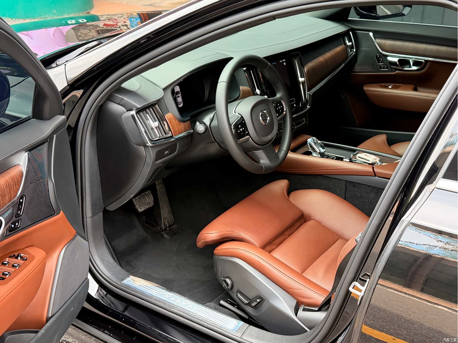 Volvo S90, 2024 все фото