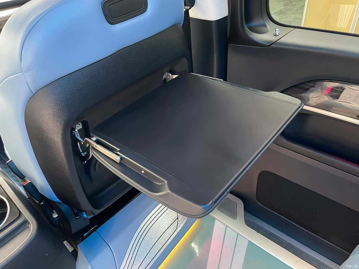 Mercedes-Benz V-Class, 2017 10