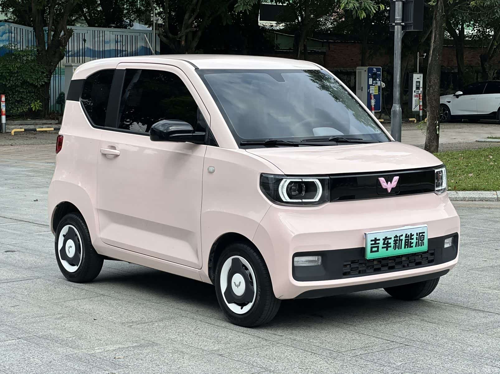Wuling MINIEV, 2021 2