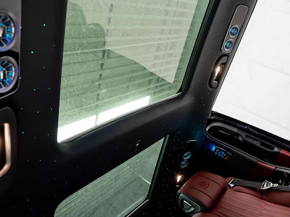 Mercedes-Benz V-class