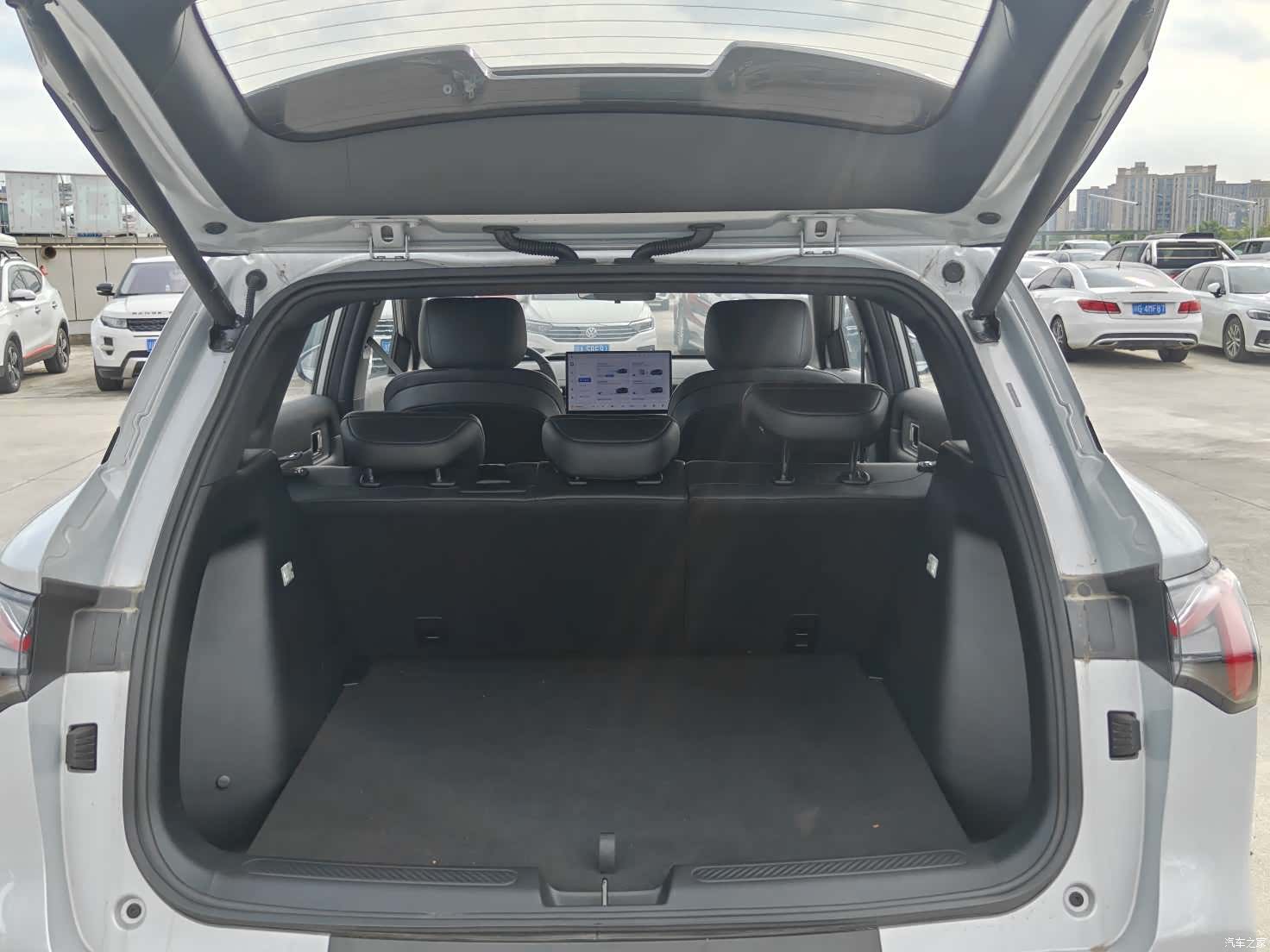 Wuling Starlight, 2026 14