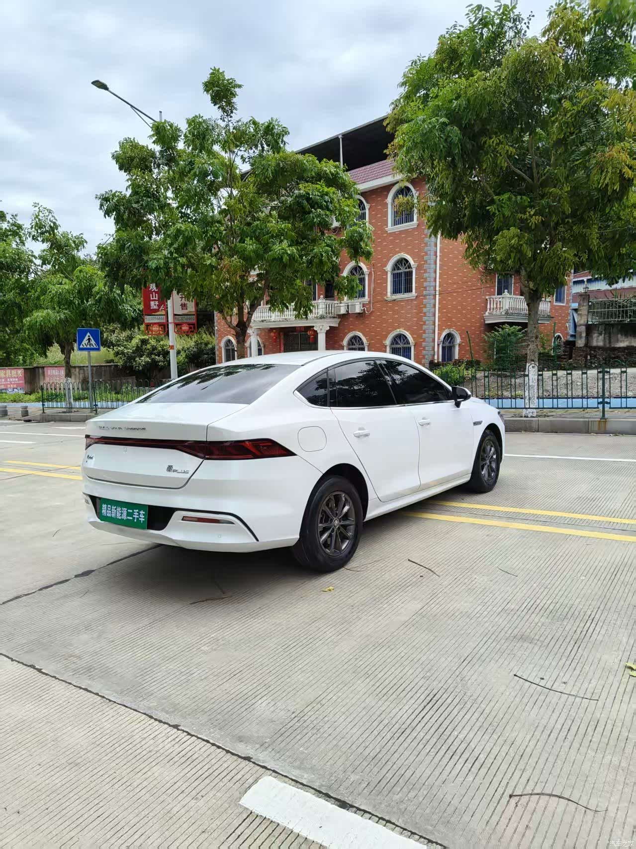 BYD Qin, 2021 10