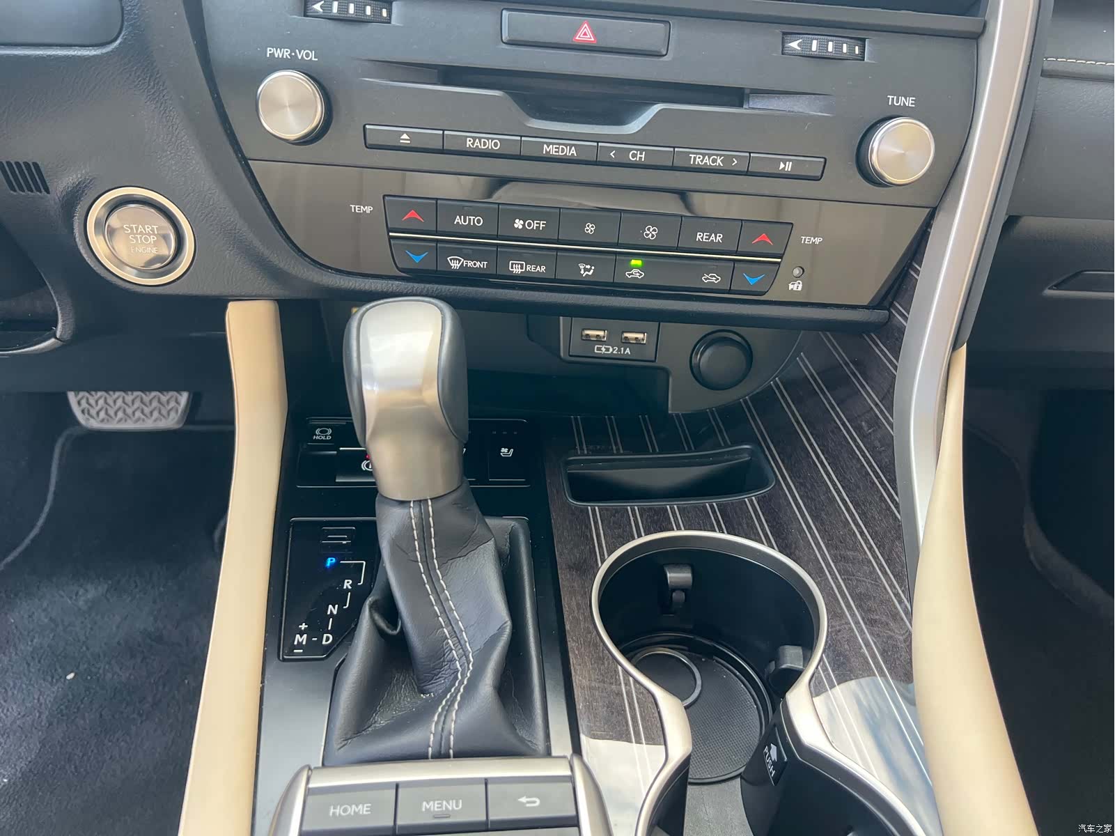 Lexus RX, 2025 26