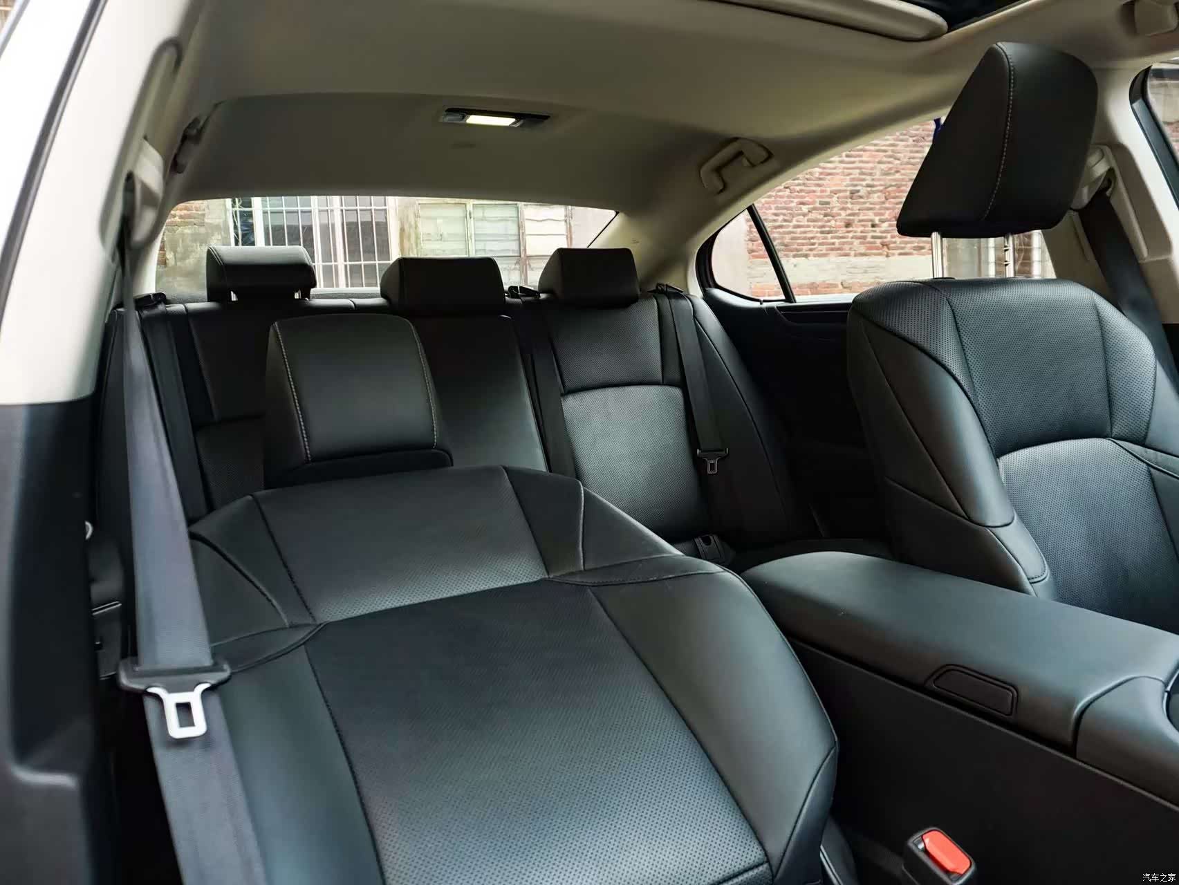 Lexus ES, 2020 25