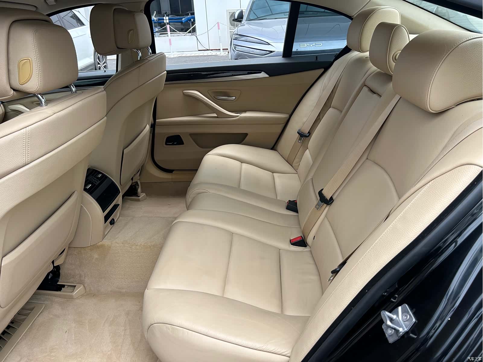 BMW 5 Series, 2014 9