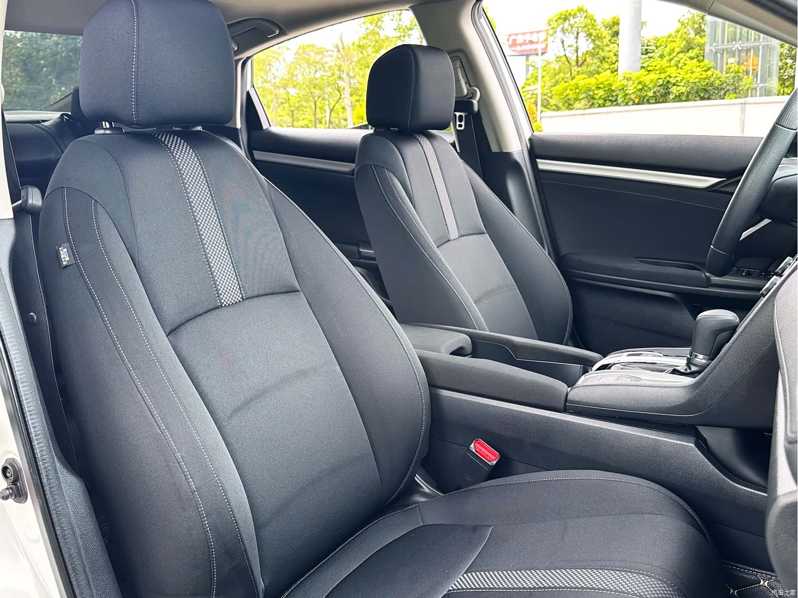 Honda Civic, 2019 35
