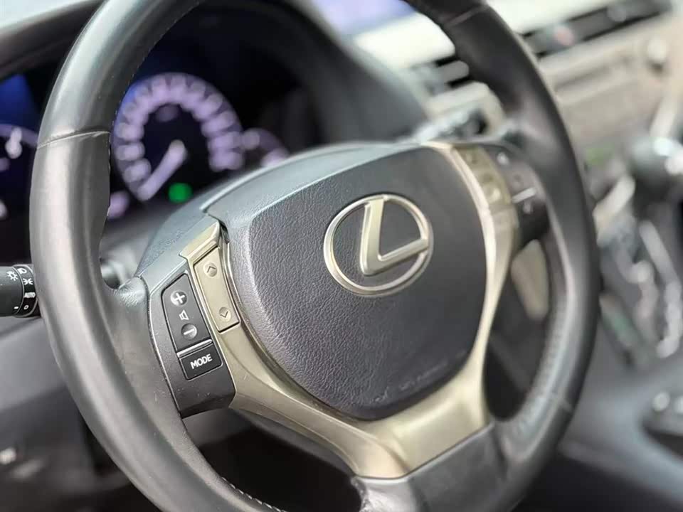Lexus RX Classic