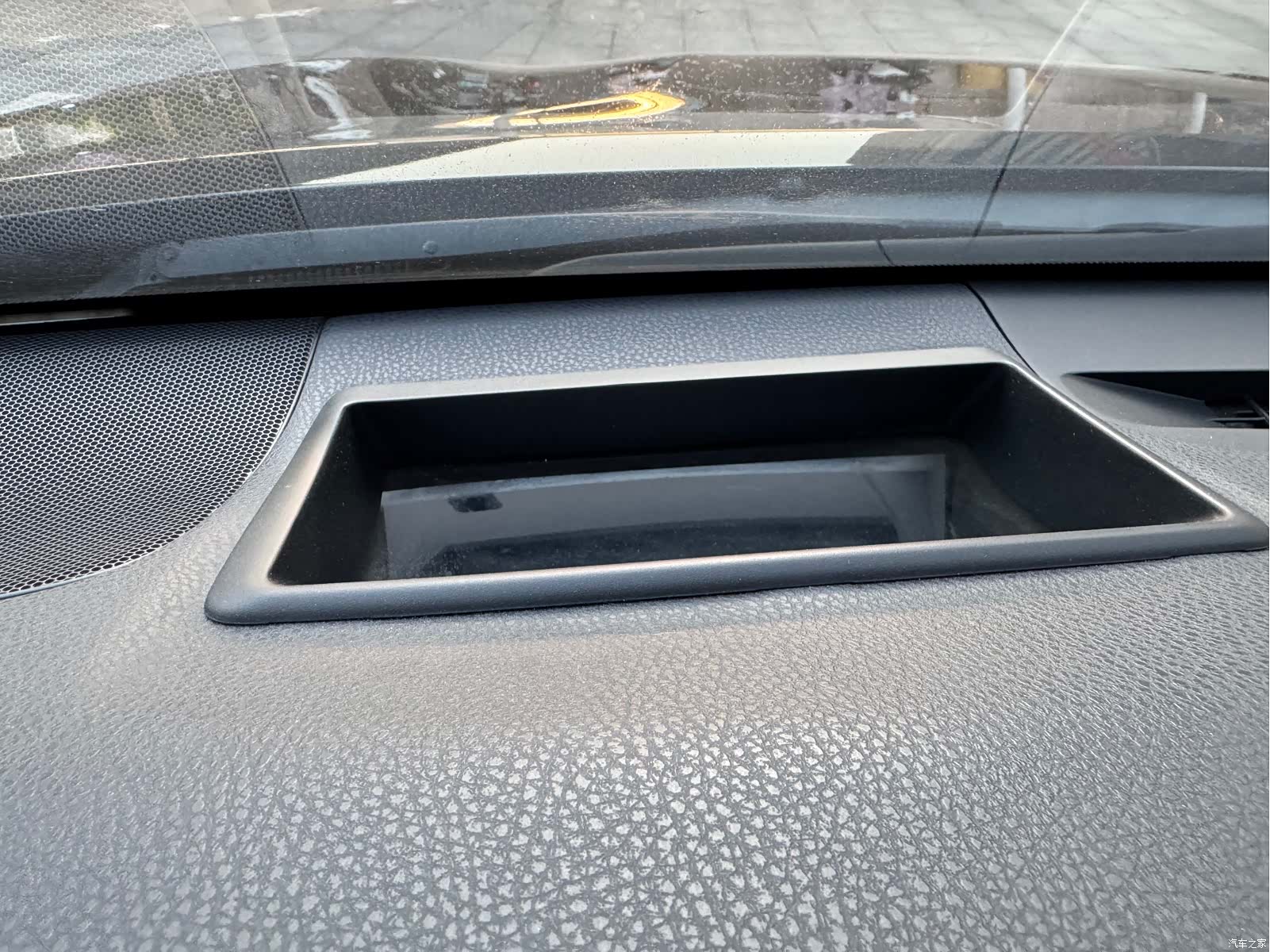 Toyota Camry, 2018 16