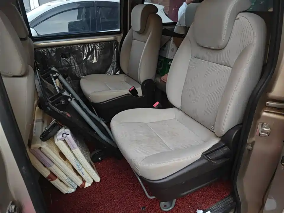 Wuling Wuling Hongguang V