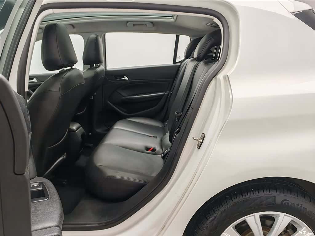 Peugeot 308, 2016 15