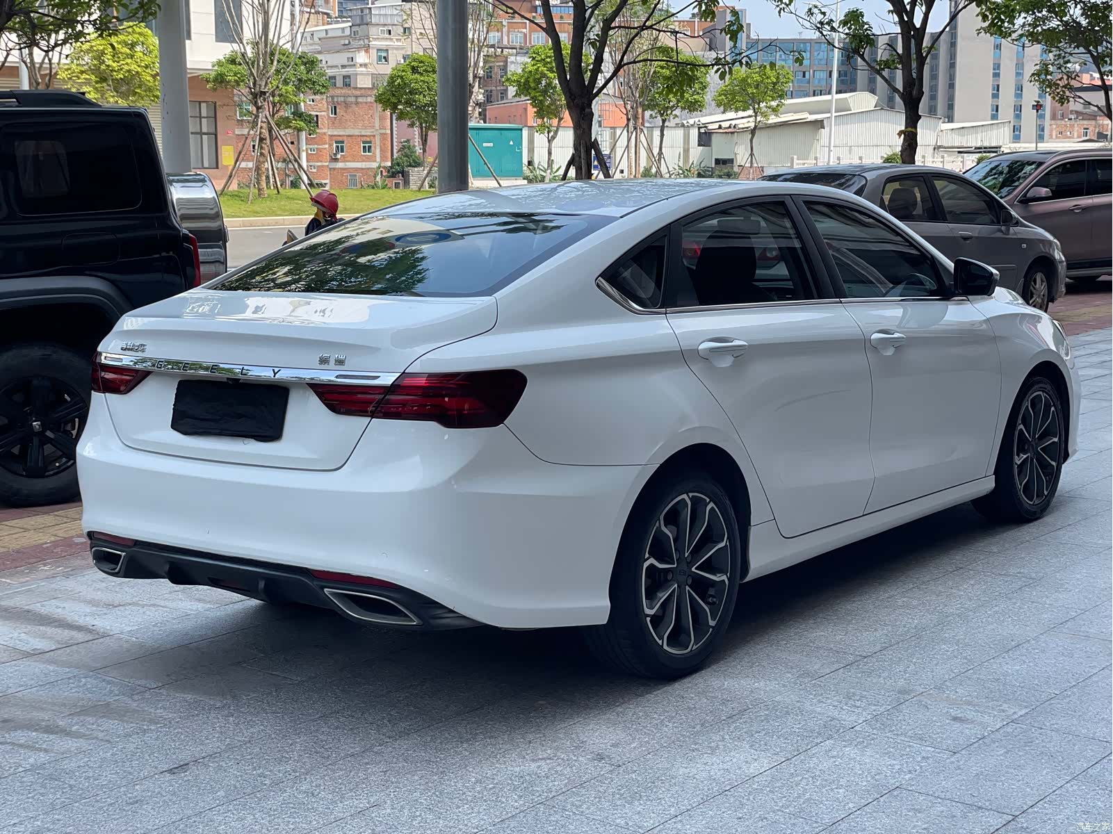 Geely Binray, 2021 7
