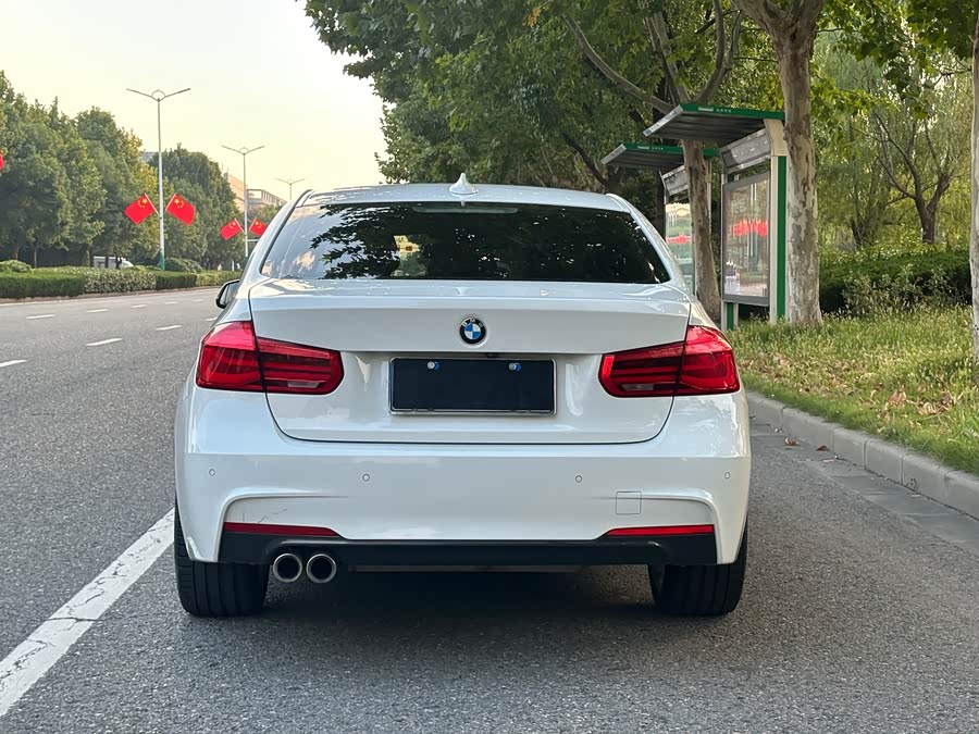 BMW 3 Series 2018, фото 5