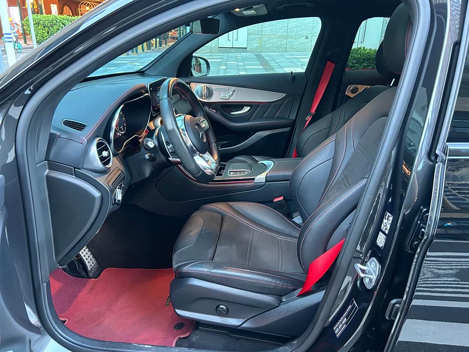 Mercedes-Benz GLC Coupe AMG