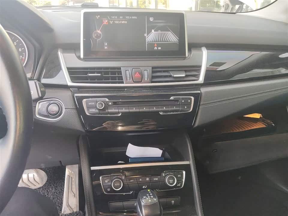 BMW 2 series station wagon