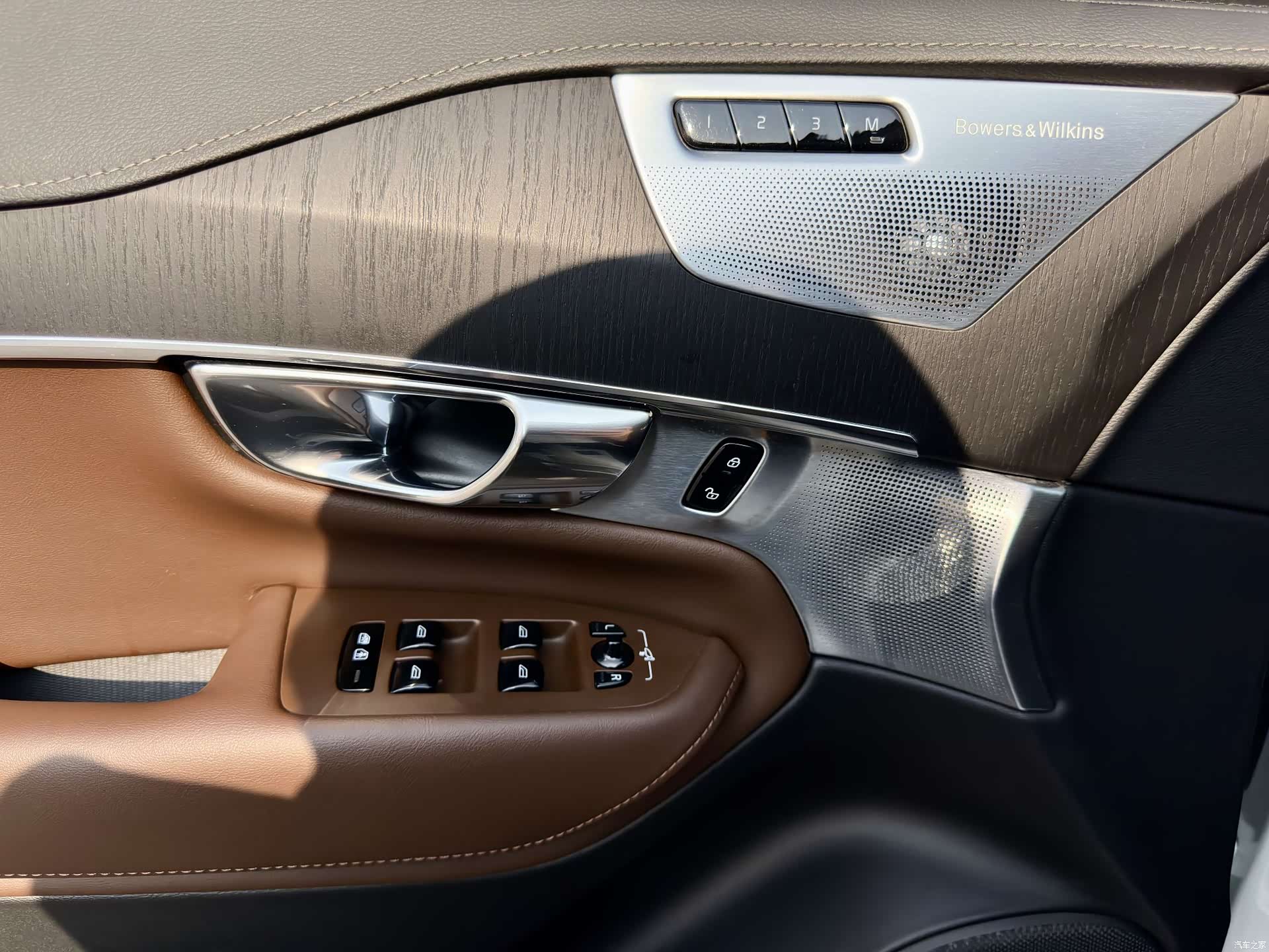 Volvo XC90, 2020 19