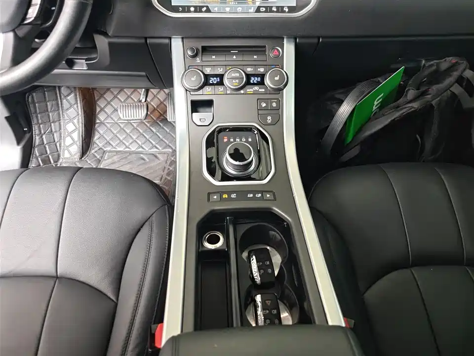 Land Rover Range Rover Aurora