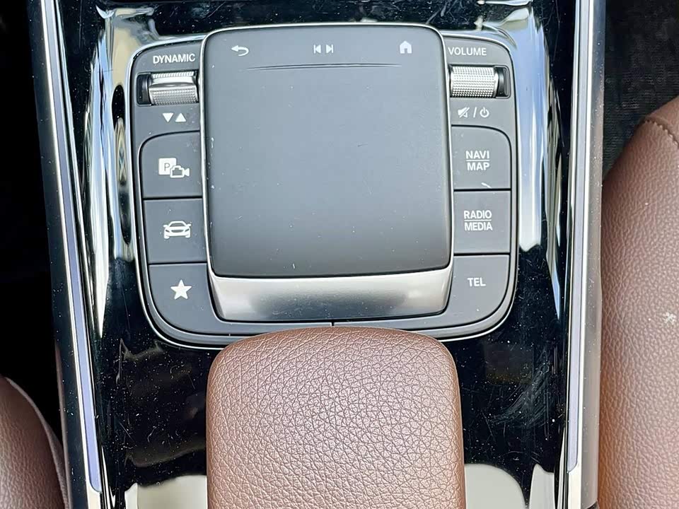 Mercedes-Benz GLB Mercedes-Benz GLB