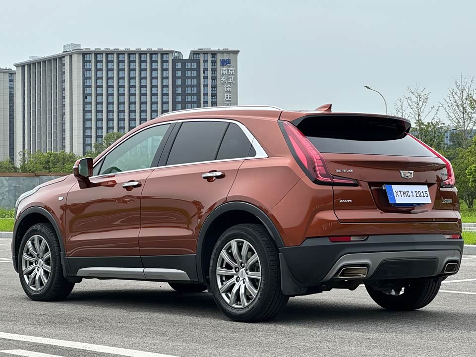 Cadillac XT4