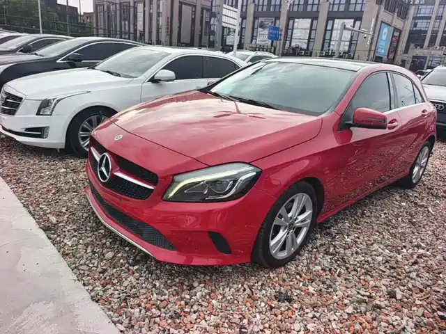 Mercedes-Benz A-Class 2017 — купить из Китая под заказ