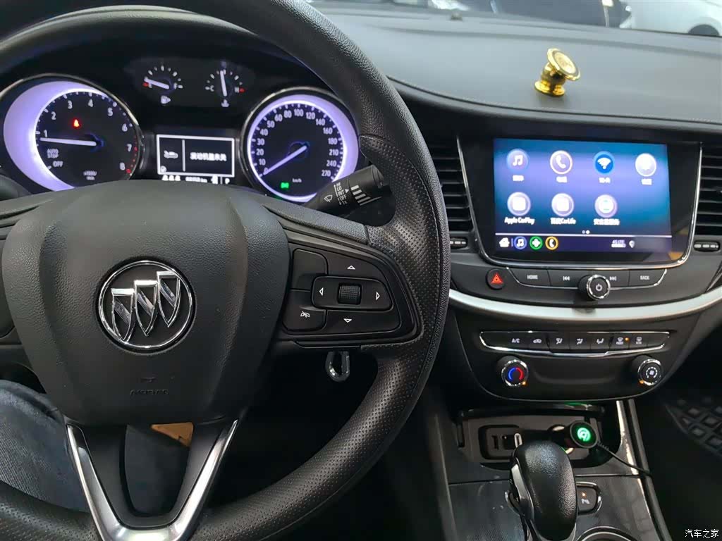 Buick Verano, 2021 10