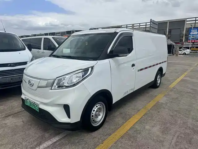 Maxus EV30 2024 — купить из Китая под заказ
