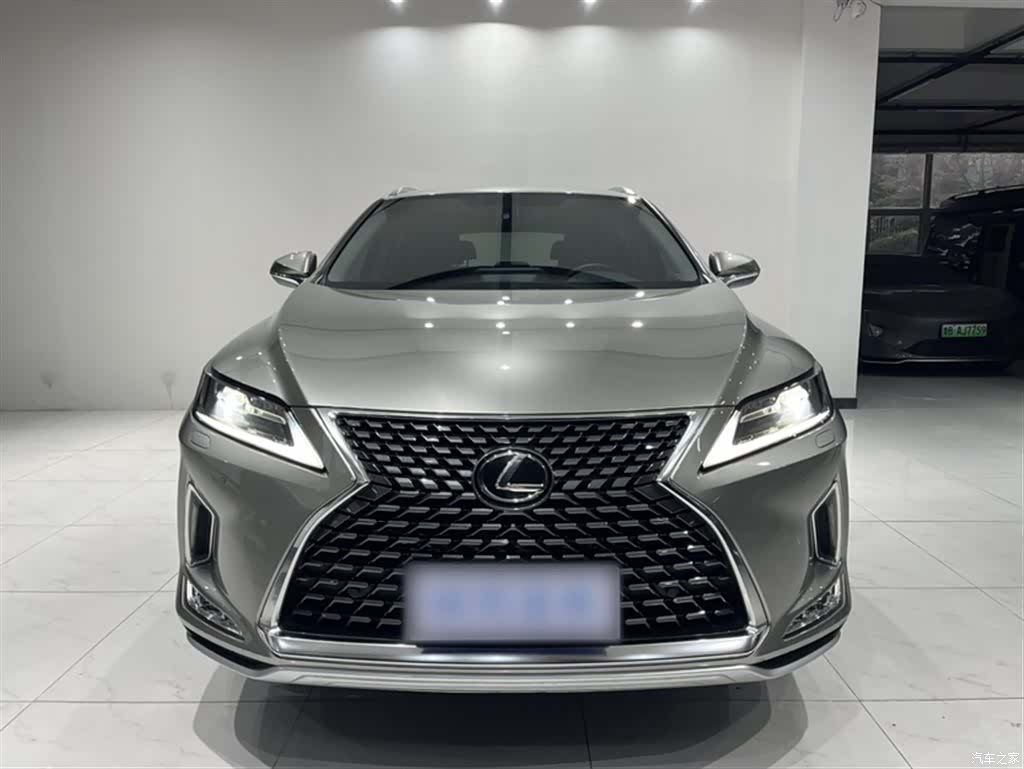 Lexus RX, 2022 23