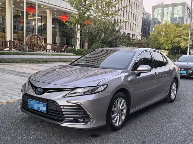 Toyota Camry 2021 — купить из Китая под заказ