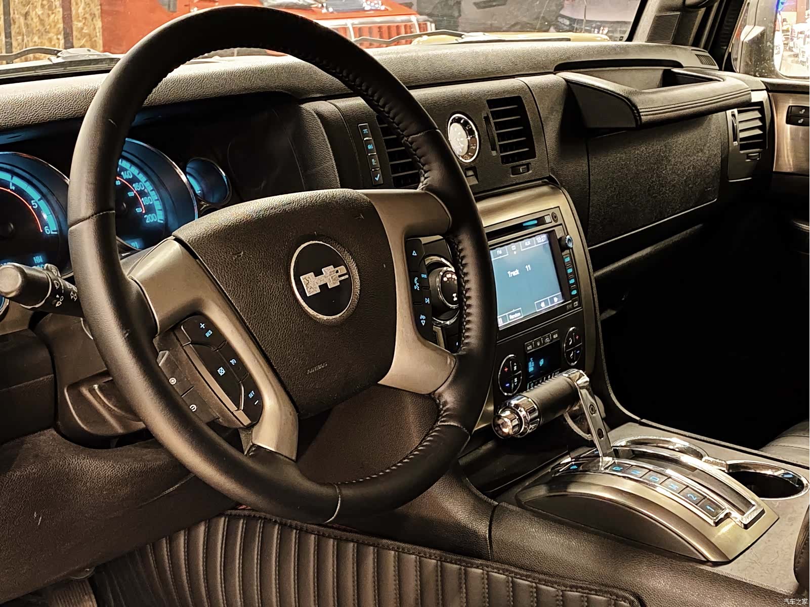 Hummer H2, 2010 11
