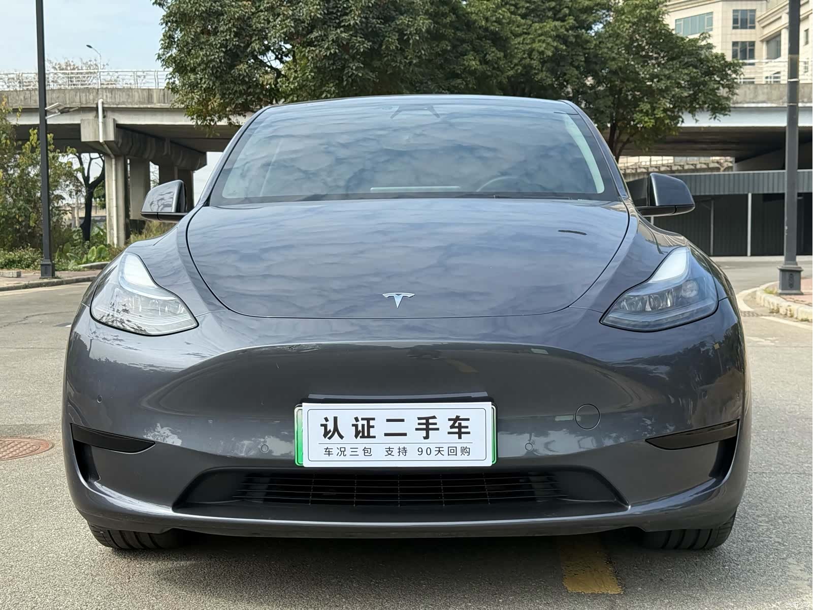 Tesla Model Y, 2022 3