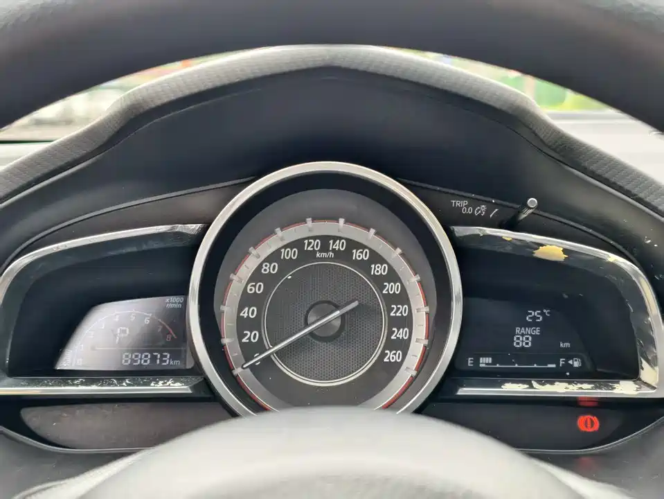 Mazda 3 Angkesaila
