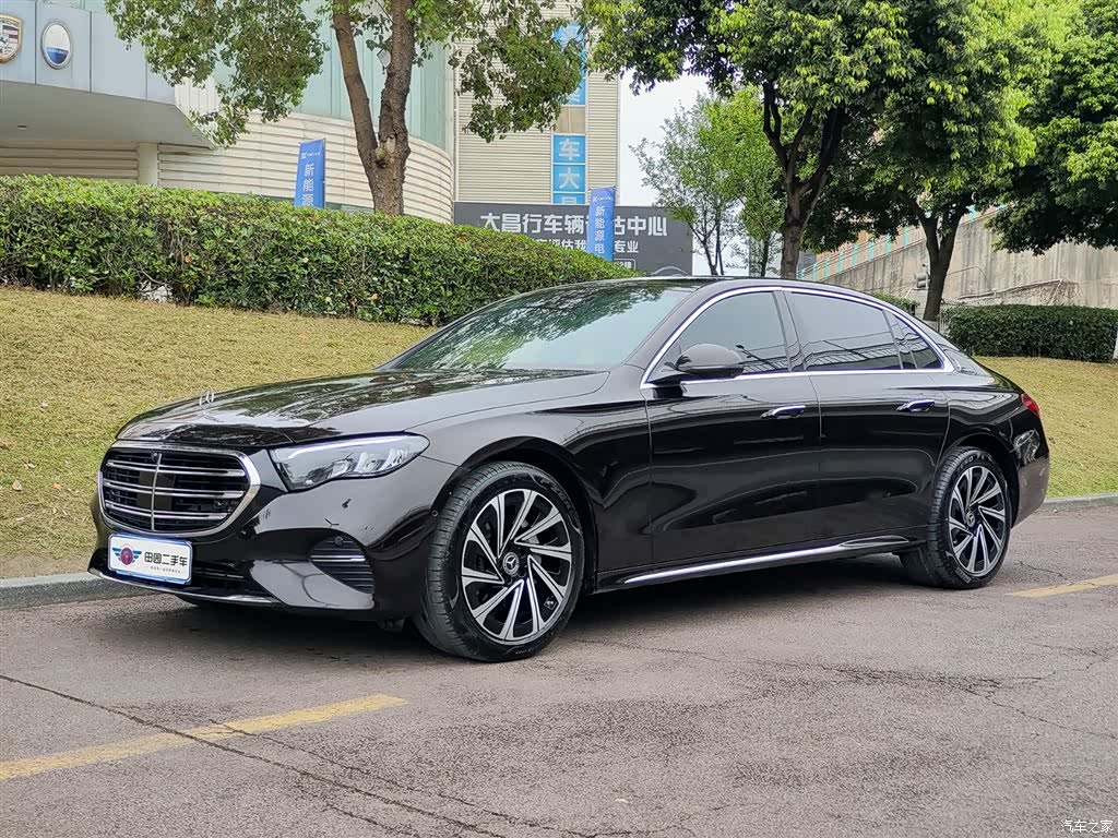 Mercedes-Benz E-Class, 2024 1