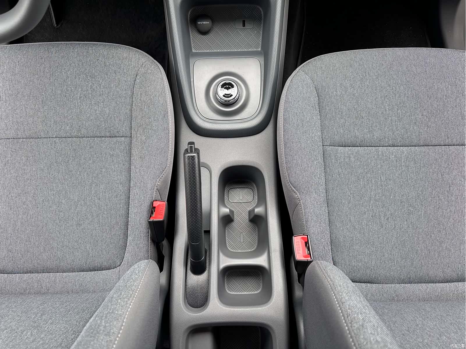 Wuling Hongguang, 2025 14