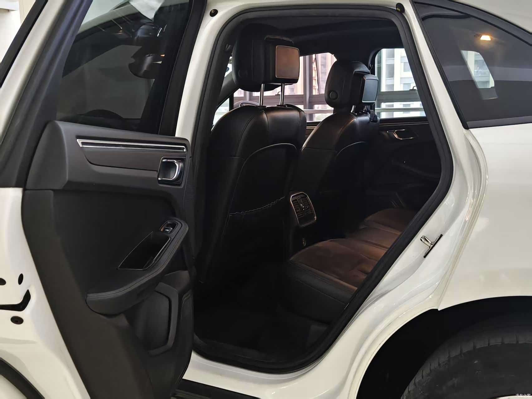 Porsche Macan, 2017 7