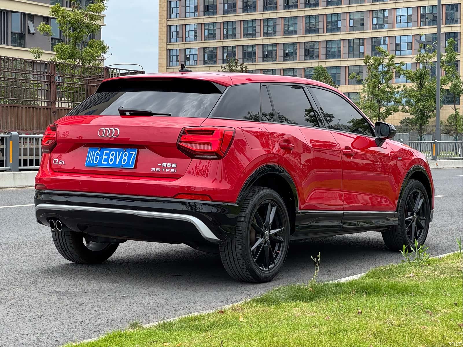 Audi Q2L, 2020 17
