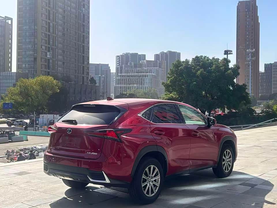 Lexus NX