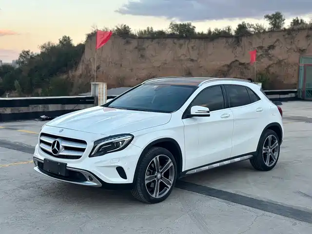 Mercedes-Benz GLA 2017 — купить из Китая под заказ