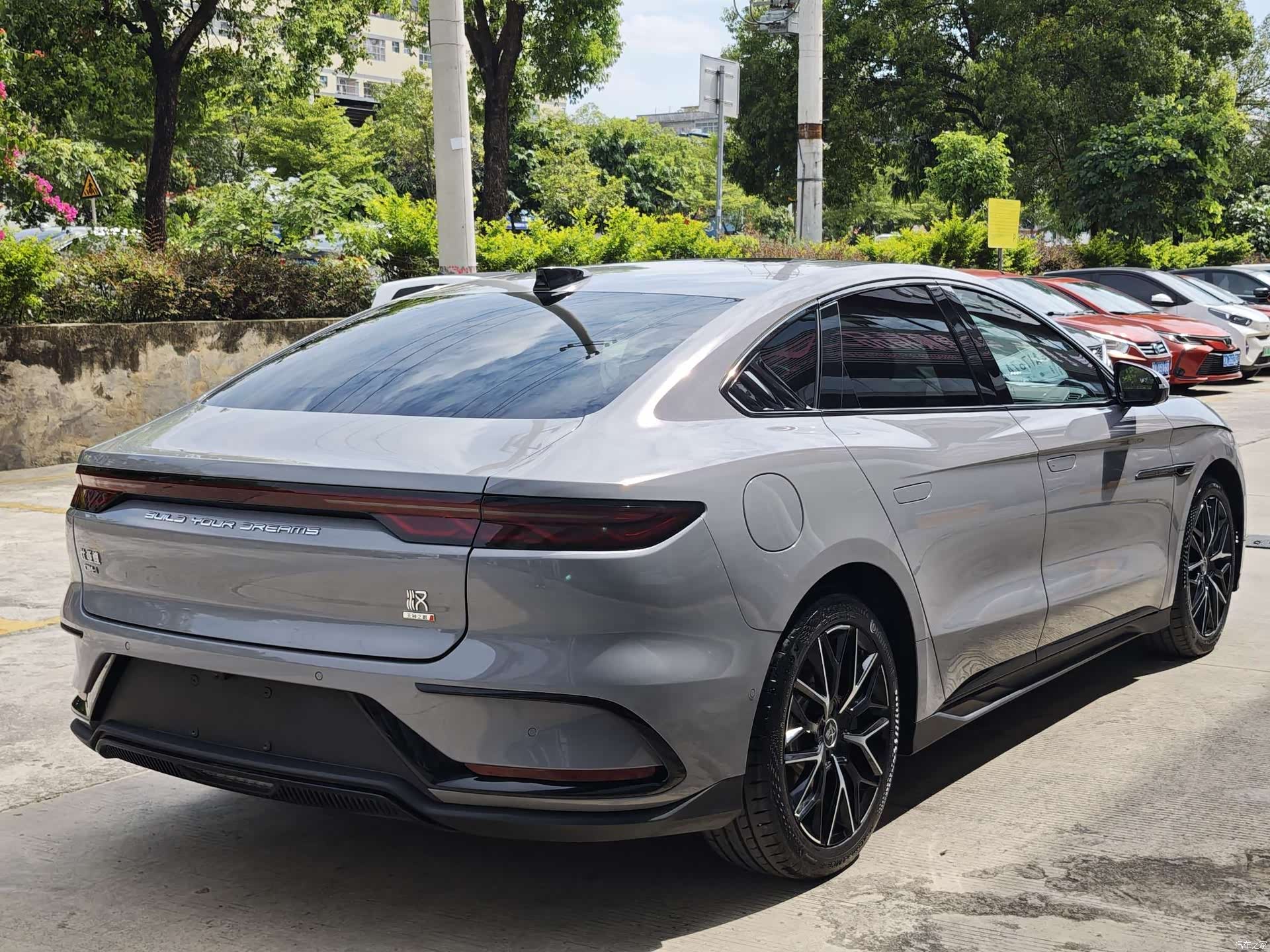 BYD Han, 2025 4