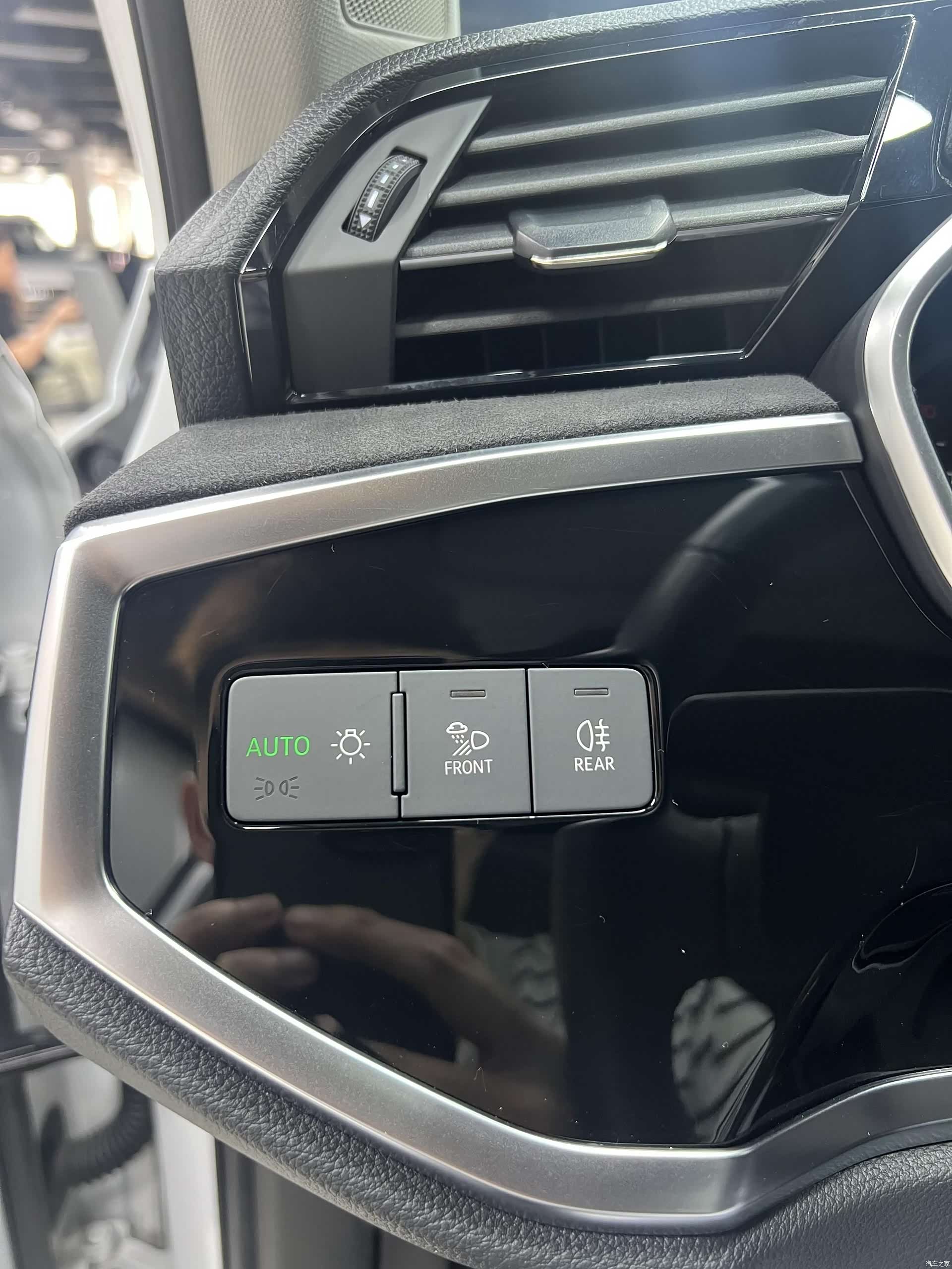Audi Q3, 2023 7