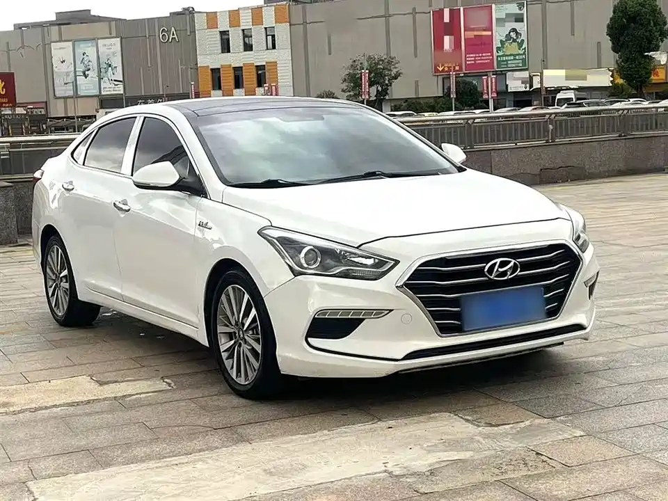 Hyundai Name picture