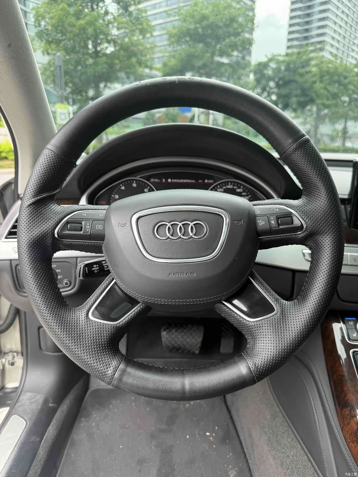 Audi A8L, 2015 8