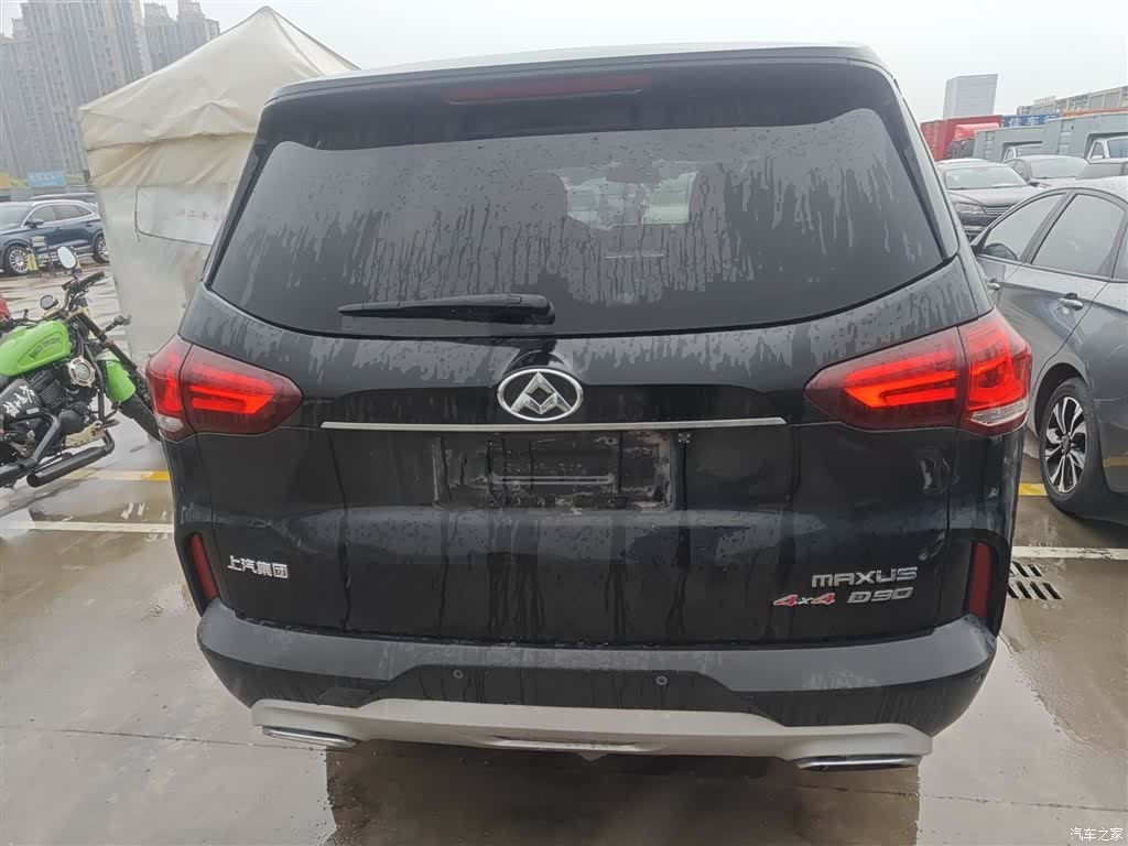 Maxus D90, 2018 4