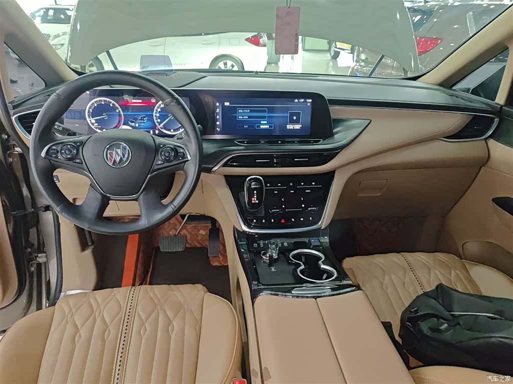 Buick GL8, 2020 10