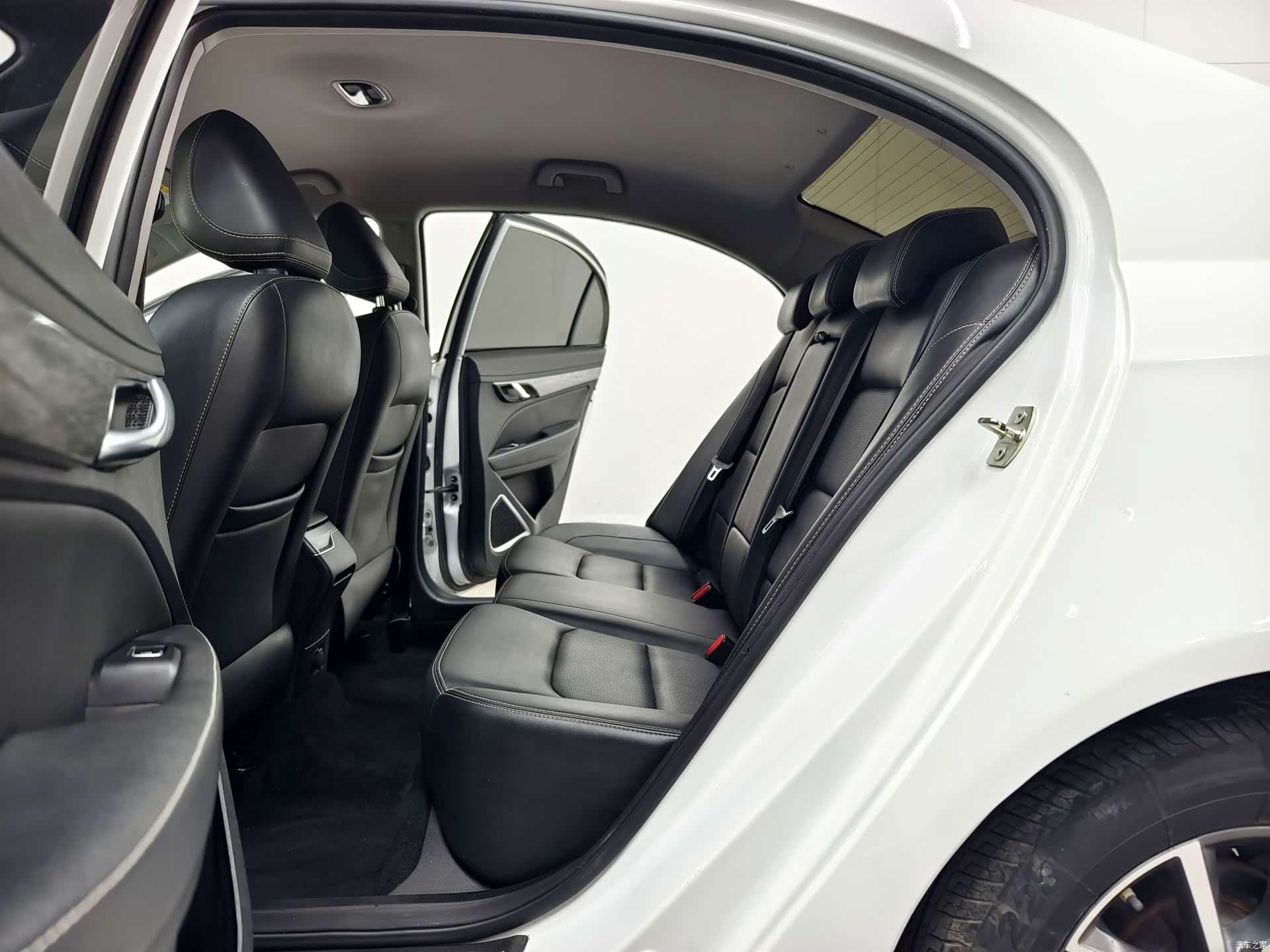Geely Emgrand, 2019 12