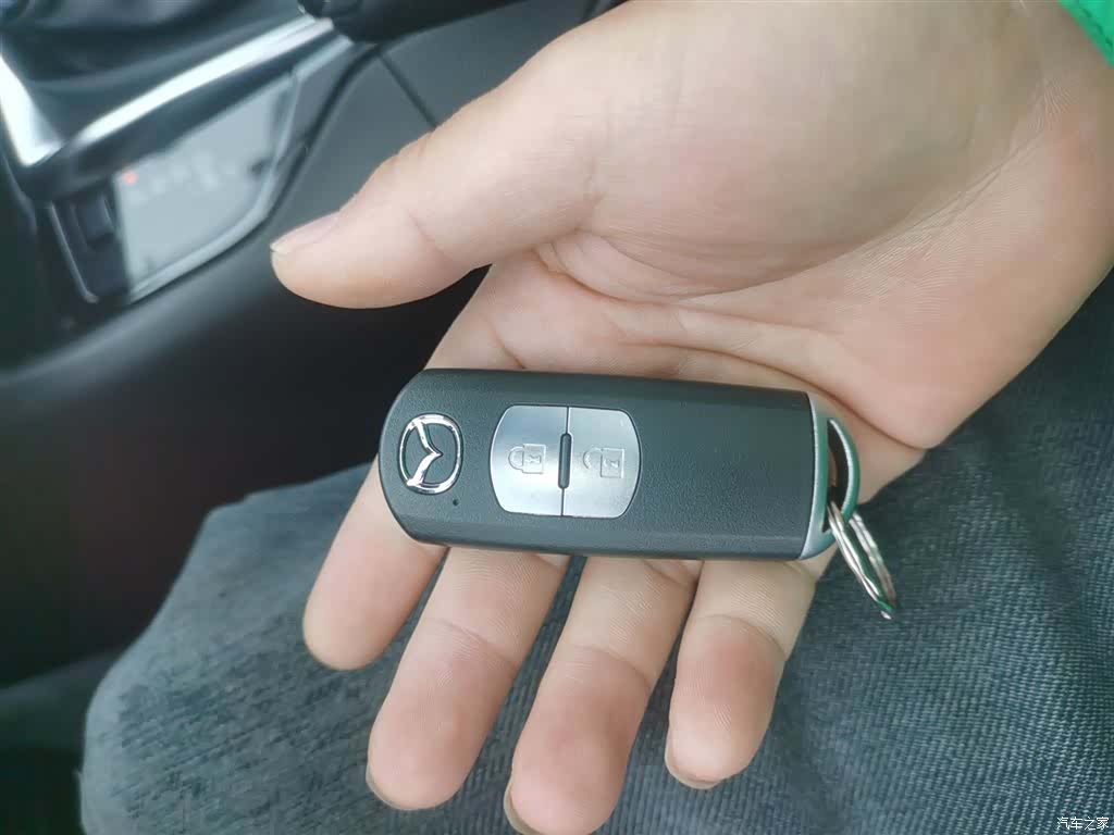 Mazda Mazda3, 2016 17