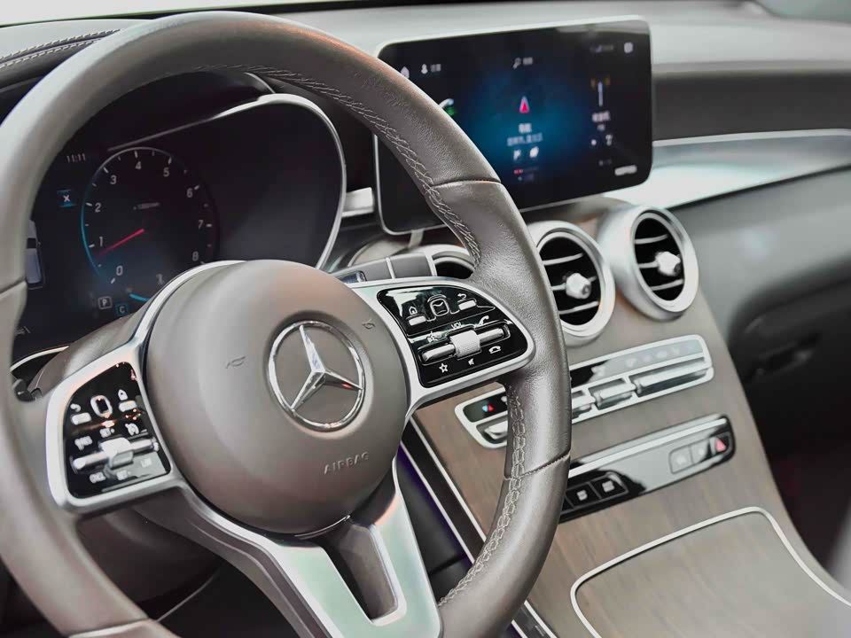 Mercedes-Benz GLC Mercedes-Benz GLC